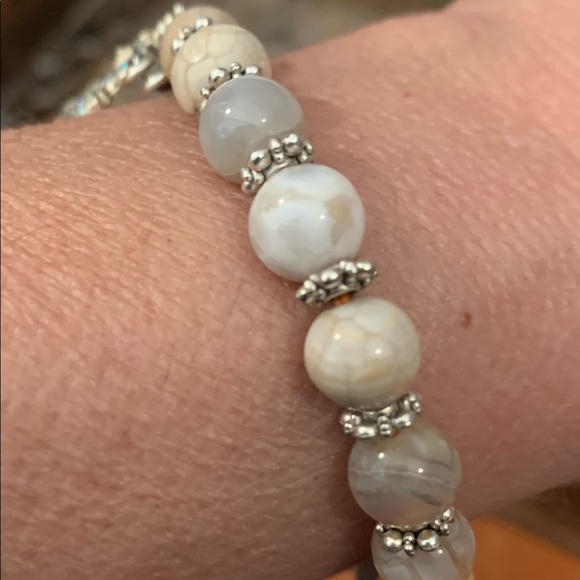 NEW Tibetan White Unicorn & Fire Agate Ball Stretchy Bracelet Approx. 7”… - Picture 6 of 7